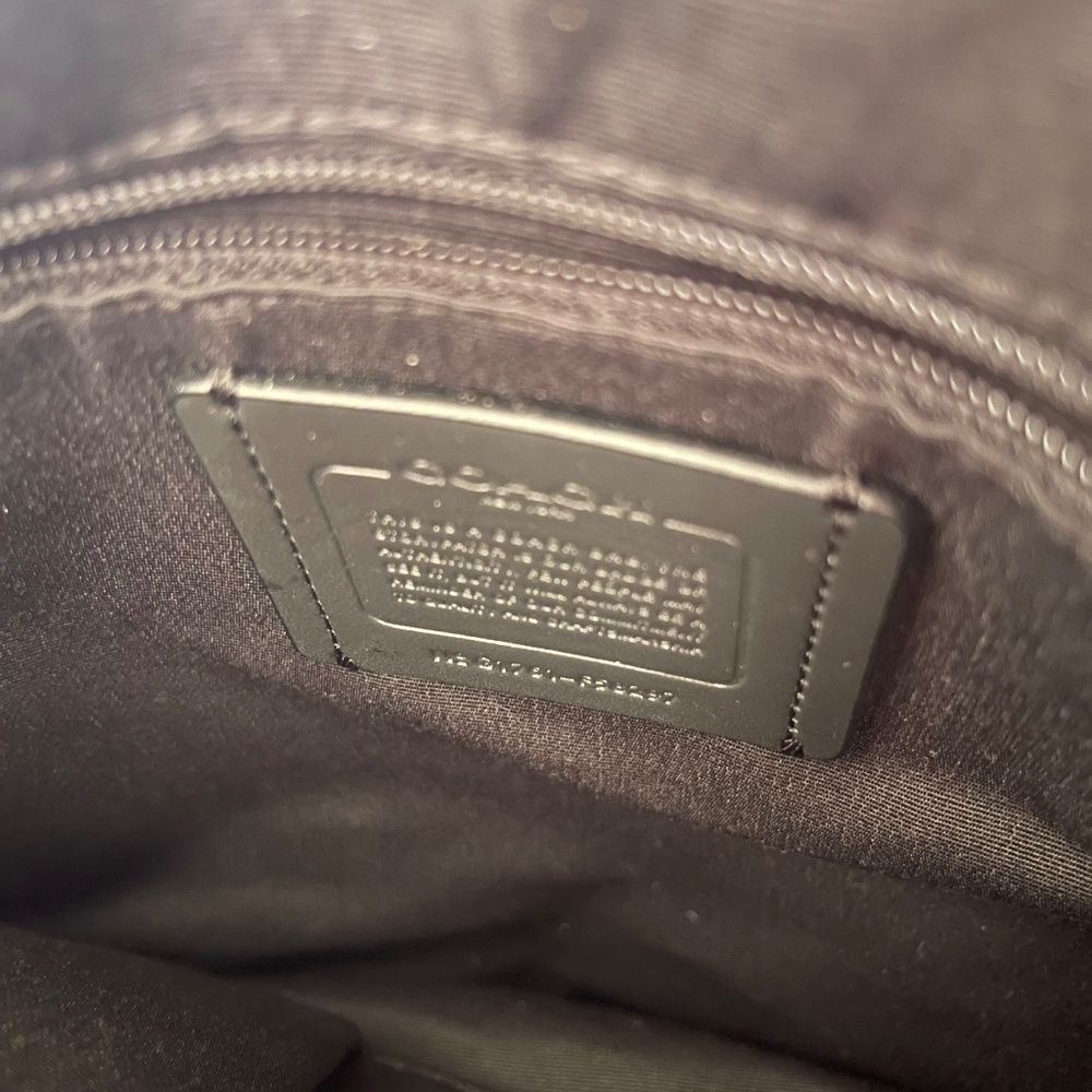 Coach Messenger Crossbody Purse - Picture 6 of 8